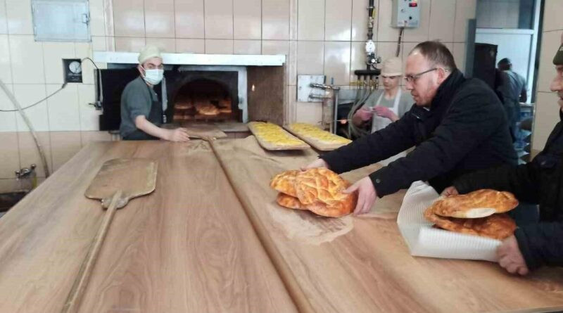 Devrek'te Ramazan Pidesi Fiyatları Açıklandı 1