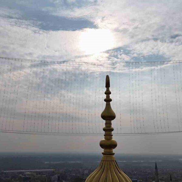 Edirne'deki Selimiye Camii minarelerine asılan Ramazan mahyası-3