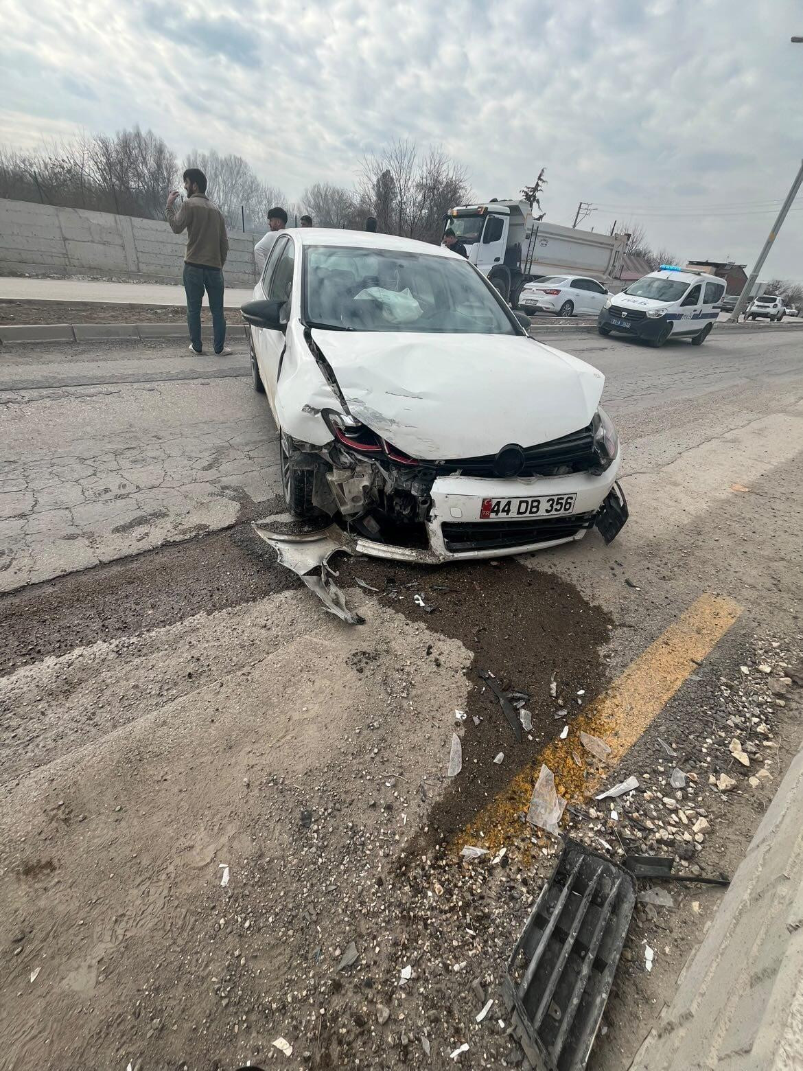 Elazığ’da Trafik Kazasında 2 Kişi Yaralandı