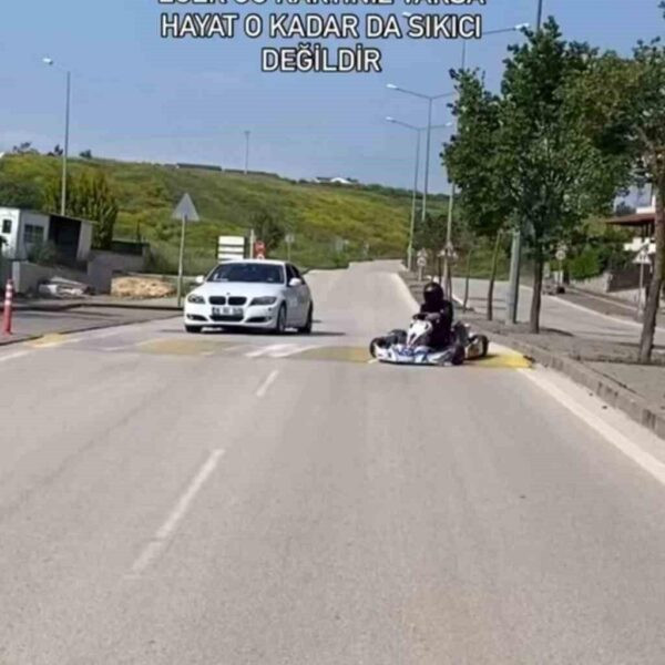 Go kartla drift atan genç-1