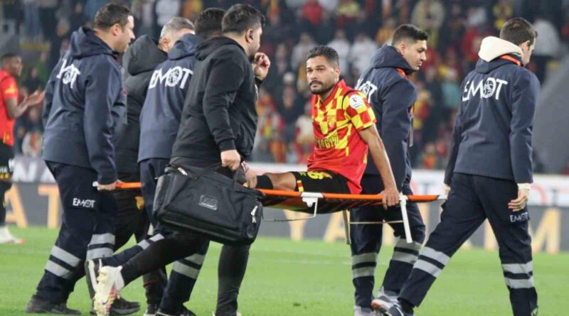 Göztepe'nin Djalma Silva'sının Diz Sakatlığı: 9 Ay Sahada Olmayacak 1