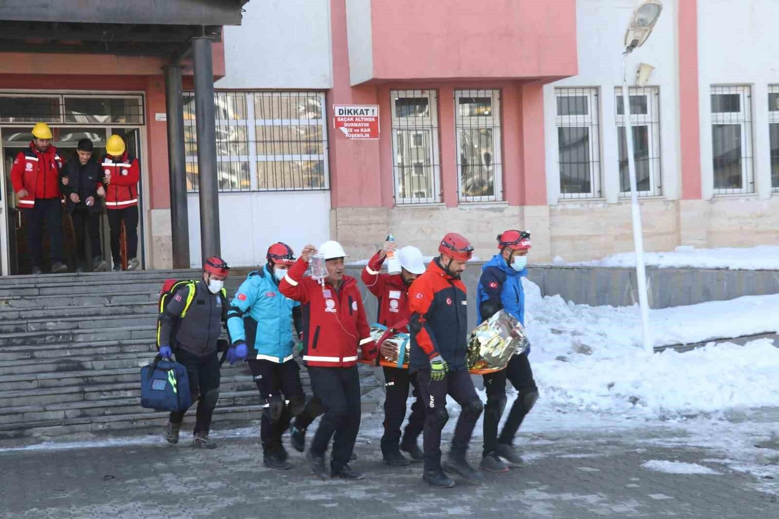 Hakkari’de AFAD Liderliğinde Deprem Tatbikatı Başarıyla Tamamlandı