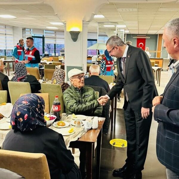 Havran Kaymakamı Enver Özderin'in iftar programı-2