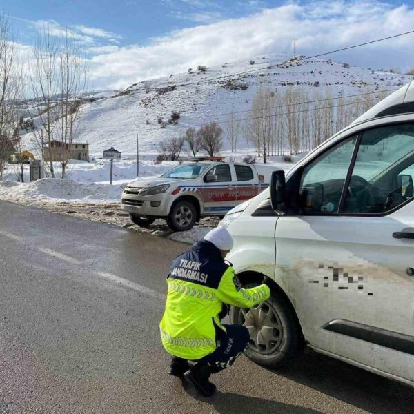 Jandarma trafik denetimi