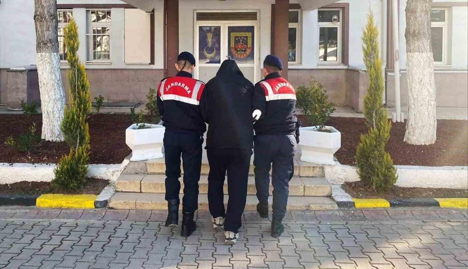 Kırıkkale’de Haklarında Hapis Cezası Bulunan İki Firari Hükümlü Yakalandı