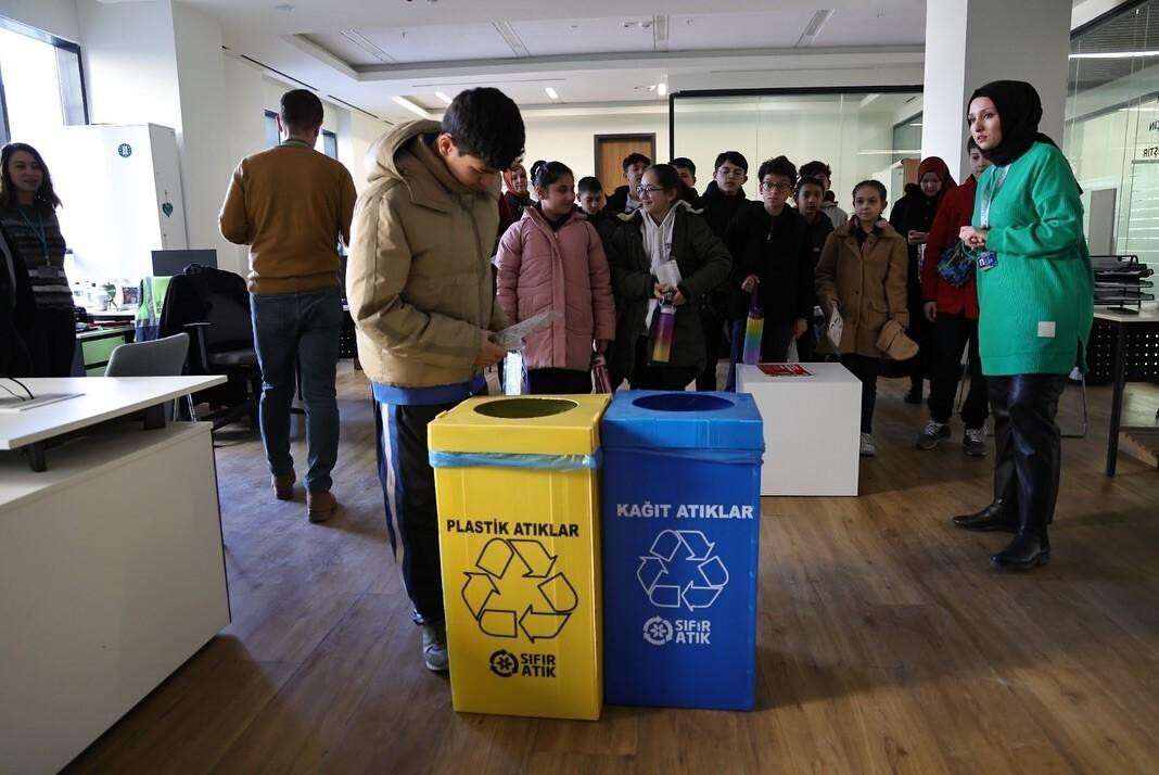 Kütahya Belediyesi Atakent Ortaokulu Öğrencilerine Sıfır Atık Eğitimi Verdi