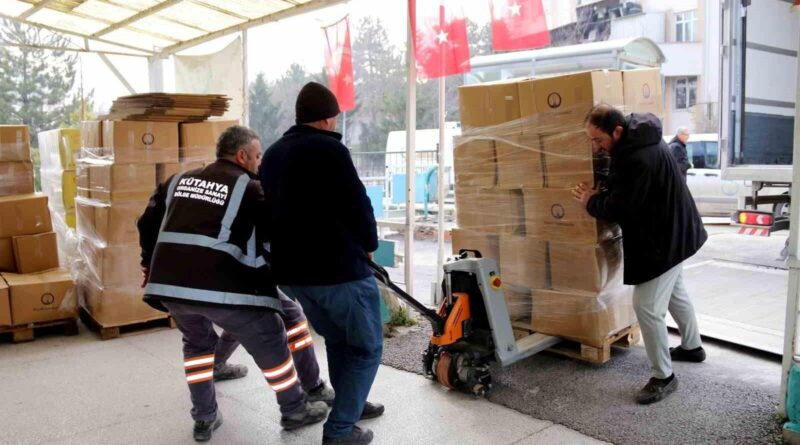 Kütahya OSB, Ramazan Ayında 400 Aileye Yardım Kolileri Teslim Etti 3