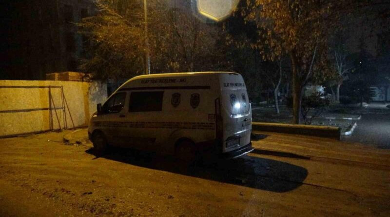 Malatya’da inşaattan düşen işçi ağır yaralandı 1