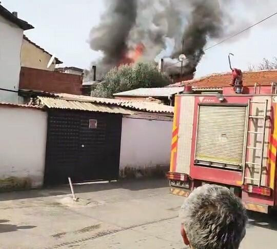 Manisa Akhisar’da Yangında 3 Yaşındaki Çocuk Hayatını Kaybetti