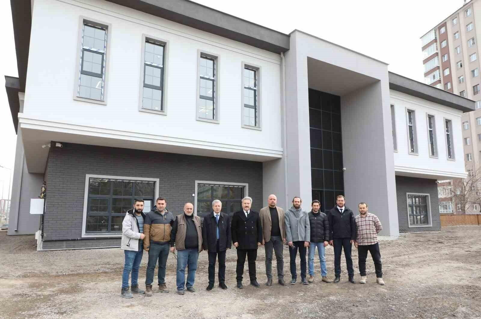 Melikgazi Belediye Başkanı Doç. Dr. Mustafa Palancıoğlu’nun Gülük Sosyal Tesisi Açılışına Hazırlık