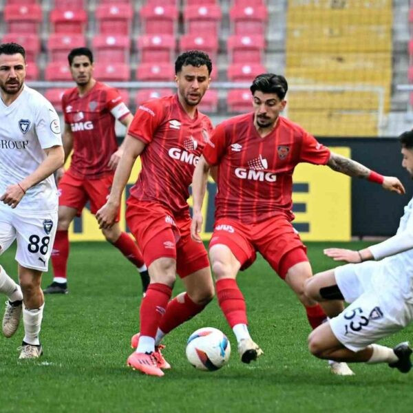 Mersin Büyükşehir Belediye Başkanı Vahap Seçer-1