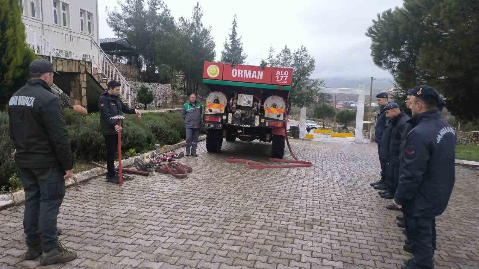 Muğla Menteşe’de Jandarma Personeline Yangın Eğitimi