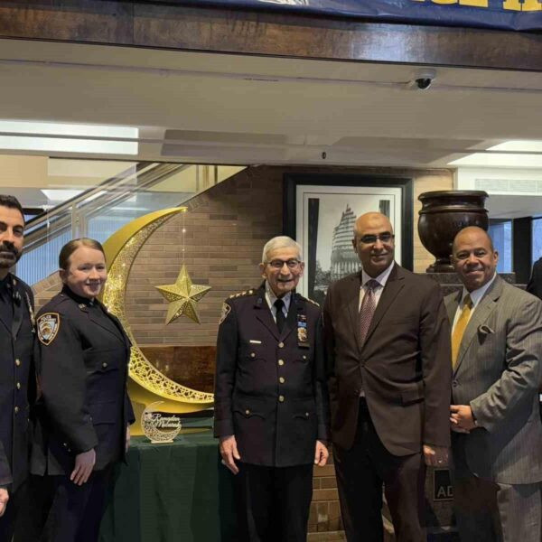 NYPD Müslüman Polisler Derneği tarafından düzenlenen Hilal Yakma Töreni-1