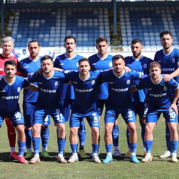 Pazarspor futbolcuları-2