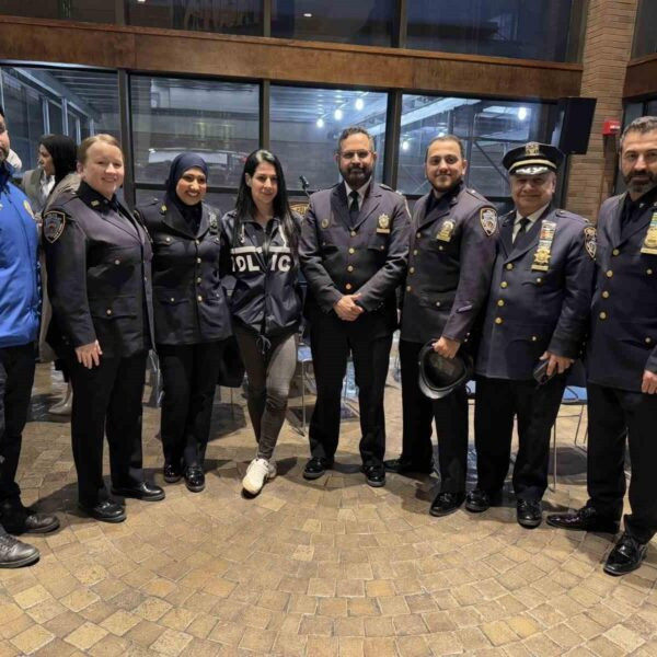 Ramazan ayında NYPD Müslüman polislerin bir araya gelme anı-6