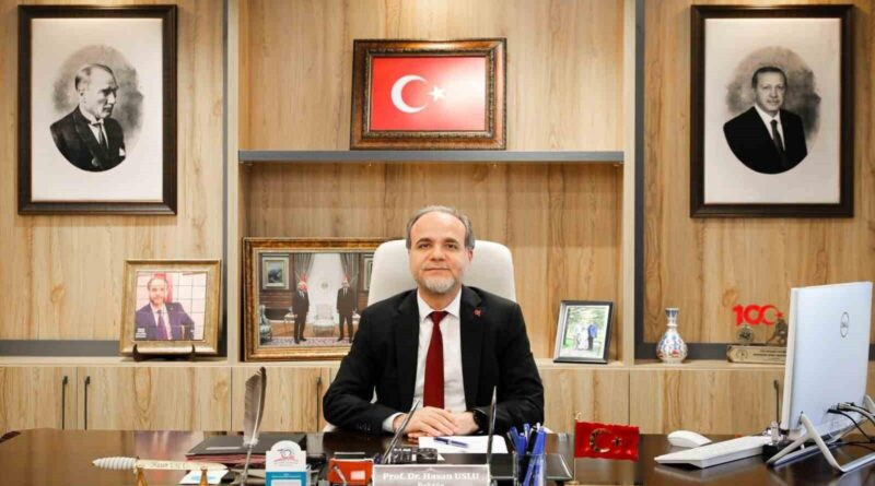 Rektör Uslu: "14 Mart, bağımsızlık ruhunun tıp öğrencileri tarafından haykırıldığı gündür" 1