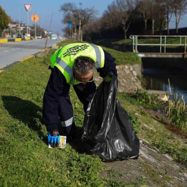 SASKİ ekipleri atık topluyor-2