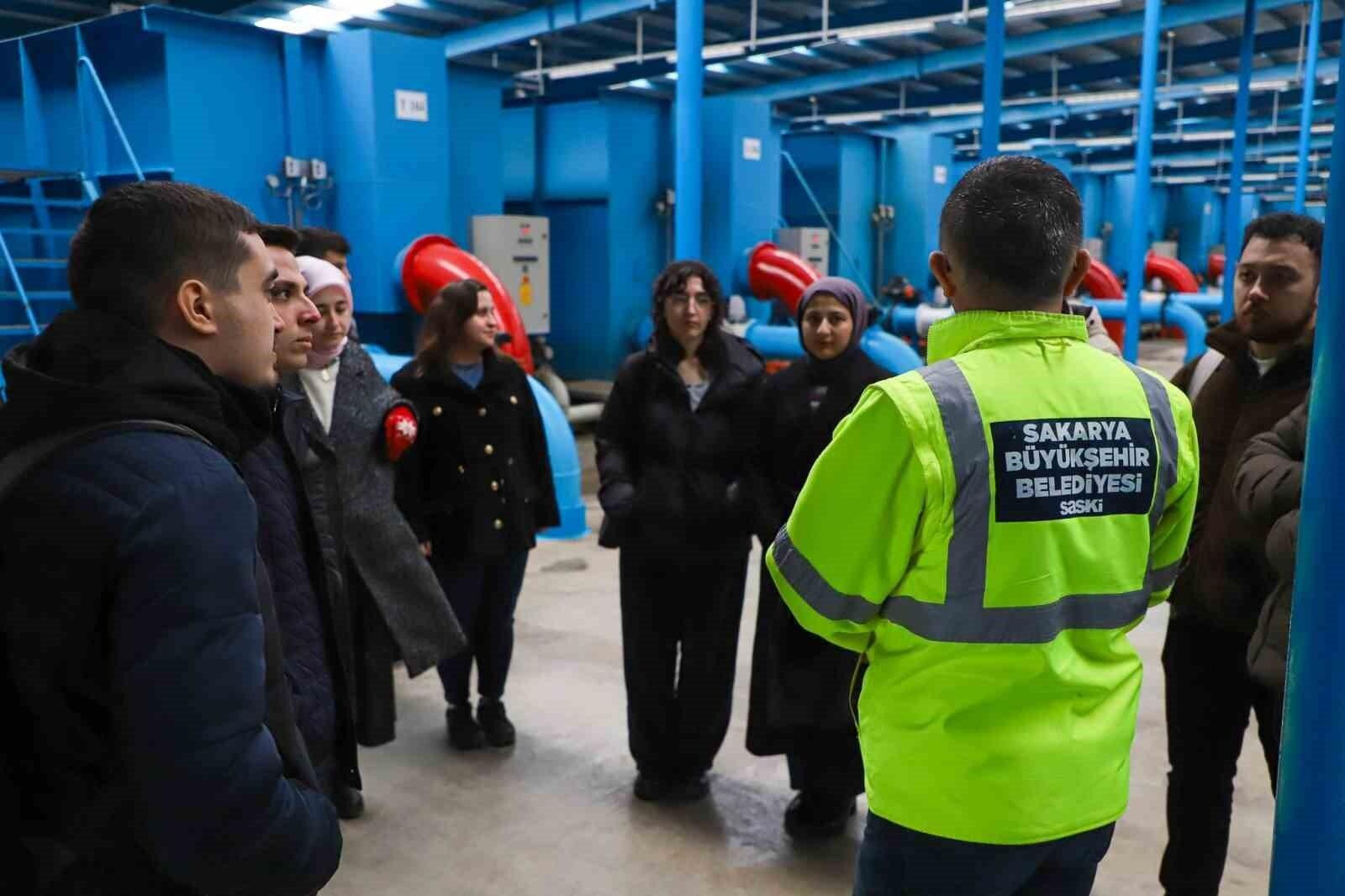 SASKİ, SAÜ Tıp Fakültesi Öğrencilerine Hızırilyas İçme Suyu Arıtma Tesisini Tanıttı