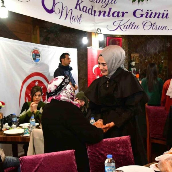 Şehit Anneleri ve Gazi Eşleri ile iftar programı-4