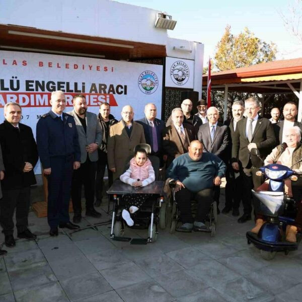 Talas Belediye Başkanı Mustafa Yalçın ve hayırsever Av. Sertaç Aydın-2