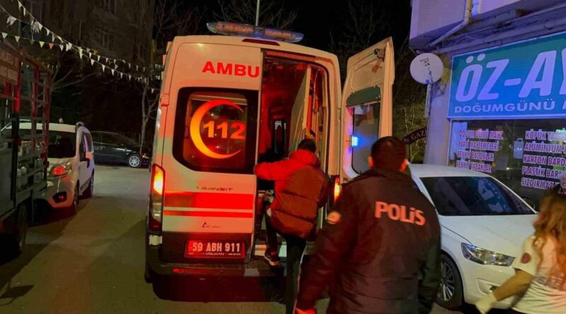 Tekirdağ Çorlu'da Kız Arkadaşı Tarafından Bıçaklanan Adam Yaralandı 1