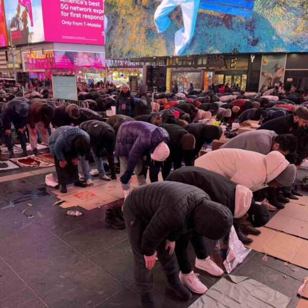 Times Meydanı'nda Filistin'e destek mesajları veriliyor.-4