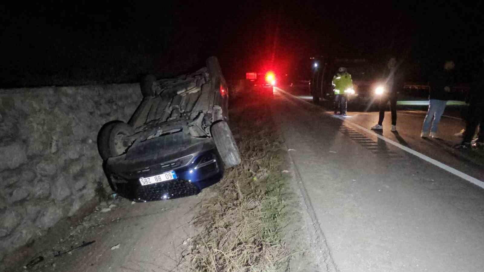 Tokat’ın Erbaa’da Kaza: Çip Takla Attı, 4 Kişi Yaralandı