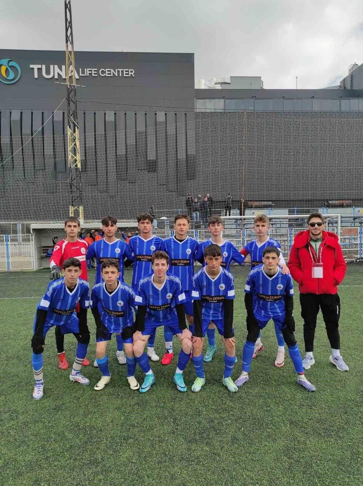 Tomarza Belediyespor, Yenimahalle Ufuklarspor’u 5-0 Yendi