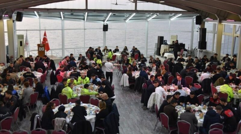 Zonguldak'ta Polisevi'nde Memurlar İçin İftar Yemeği 1