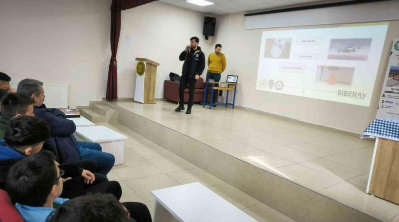 Zonguldak'ta Siber Güvenlik Semineri: Nuran-Celal Gülşen Mesleki Teknik Anadolu Lisesi Öğrencileri Dijital Güvenlik Hakkında Eğitim Aldı 1