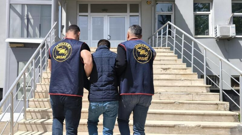 Bingöl’de kesinleşmiş hapis cezası bulunan zanlı yakalandı 5