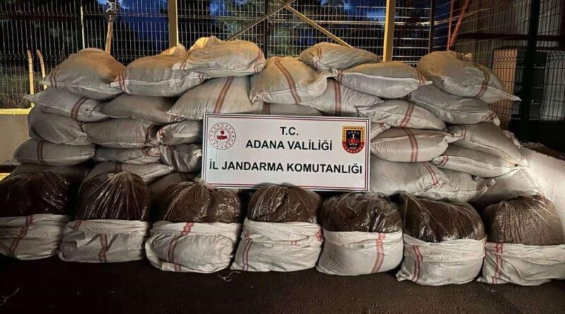 3 ton 100 kilo kaçak tütün ele geçirildi 1