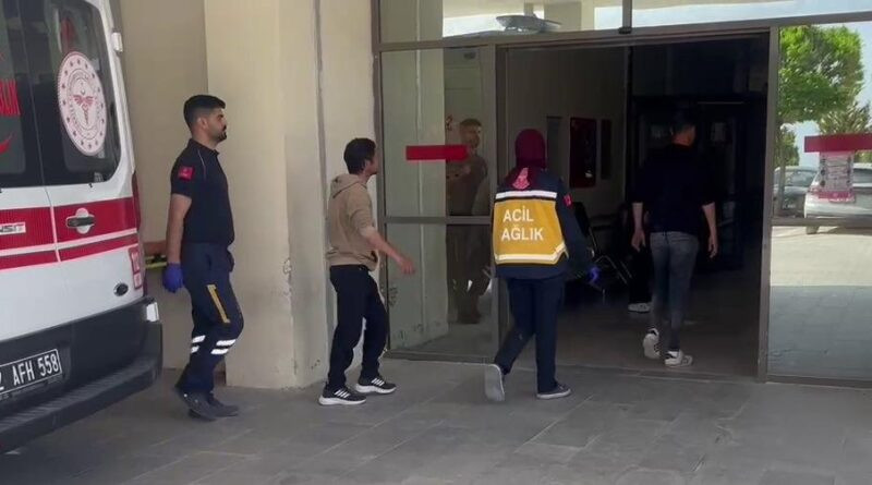 Adıyaman'da iki grup arasındaki bıçaklı: 3 yaralı 1