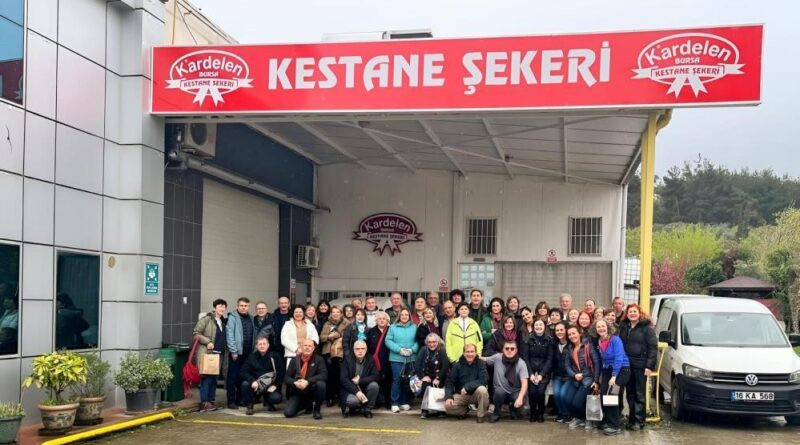 AÜTF 87’lilerden Bursa’da anlamlı buluşma 1