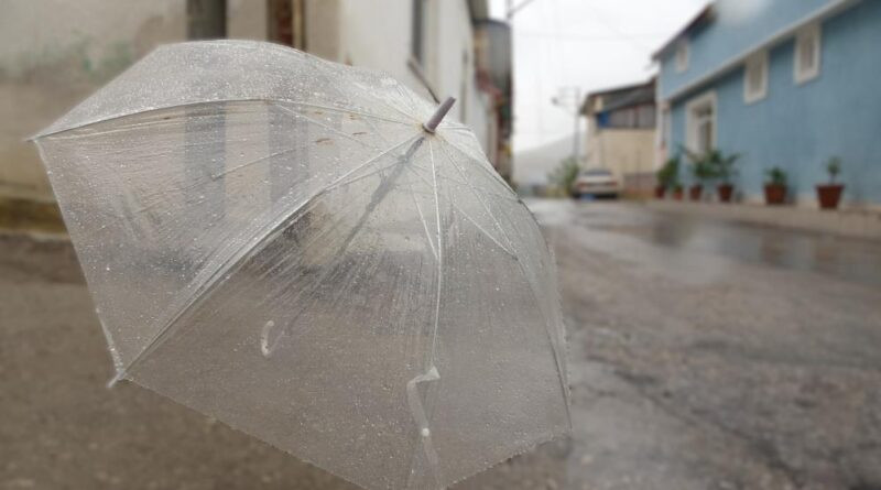 Bayburt için kuvvetli yağış ve rüzgar uyarısı yapıldı 1