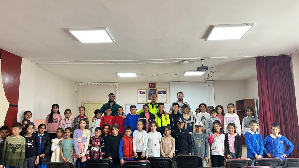 Diyadin’de “Bir kural, bir ömür” etkinliği düzenlendi