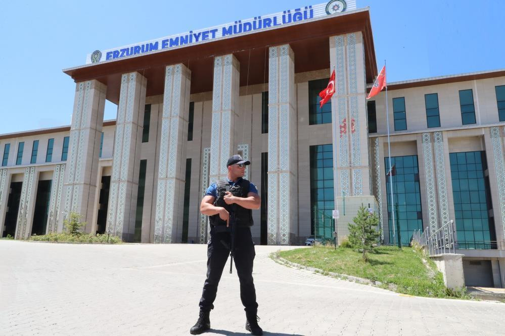 Erzurum’da bir ayda 141 bin 576 şahıs sorgulandı