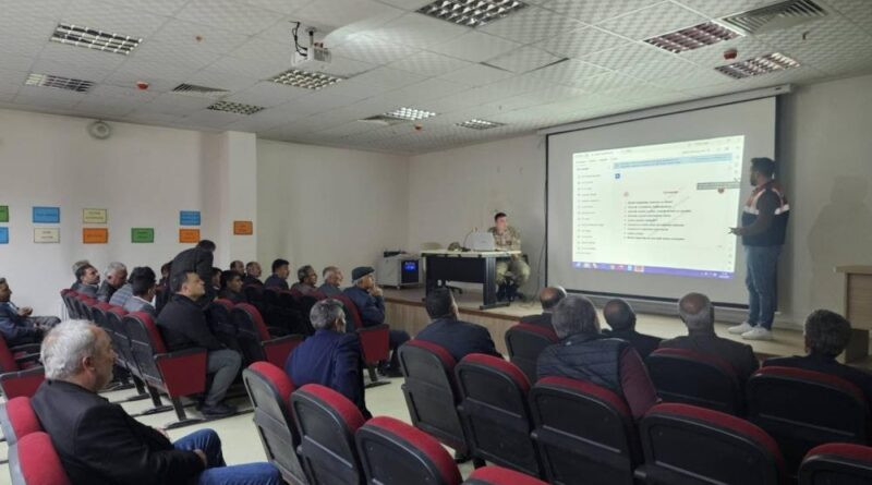 Horasan’da mahalle muhtarlarına yönelik madde bağımlılığı semineri düzenlendi 1