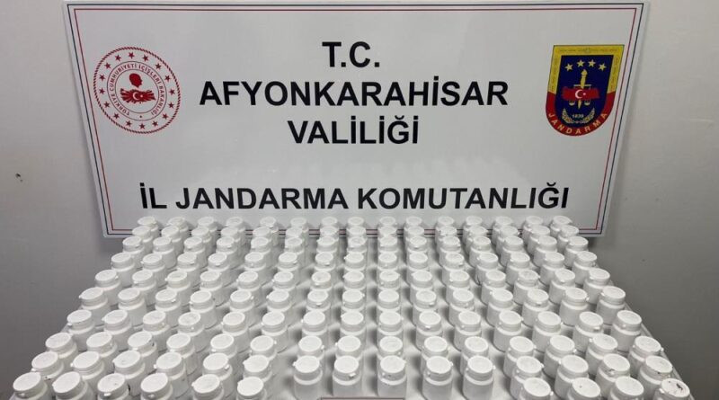 Jandarmadan uyuşturucu operasyonu: 4 gözaltı 1
