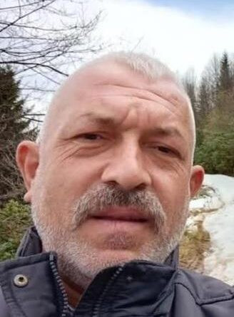 Kestiği ağacın altında kalan adam hayatını kaybetti 1