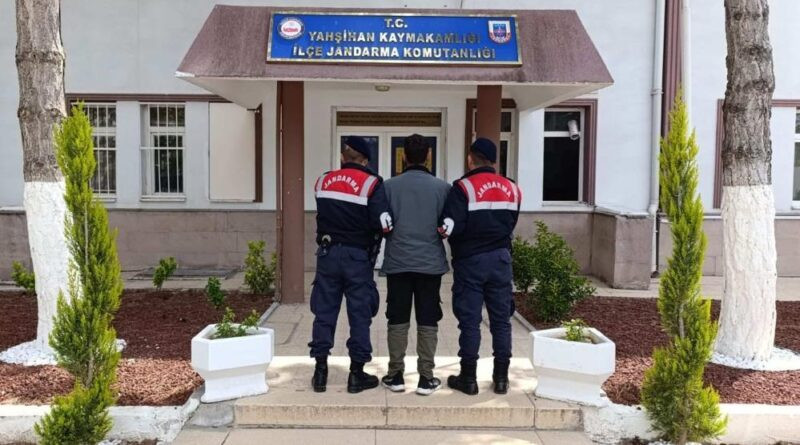 Kırıkkale'de hırsızlık suçundan aranan şahıs yakalandı 1