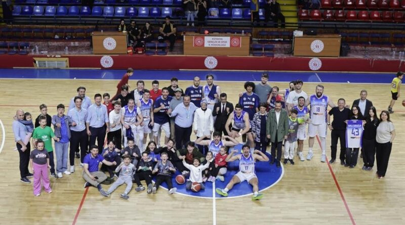 Kütahya Belediyespor’dan farklı galibiyet: 127-97 1