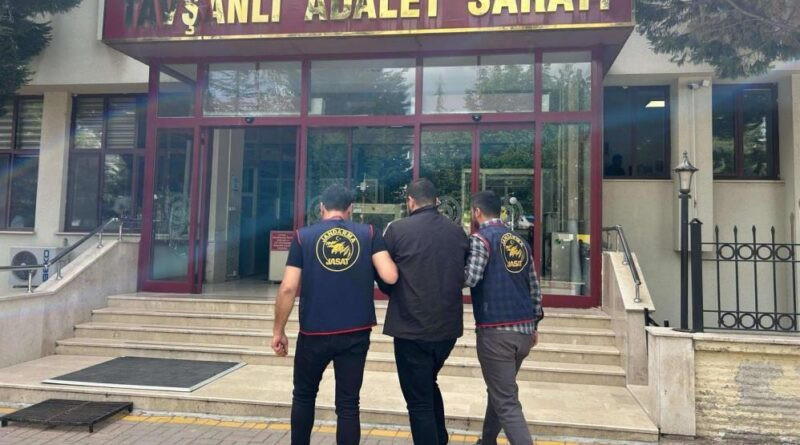 Kütahya'da 19 yıl kesinleşmiş hapis cezası bulunan şahıs yakalandı 1
