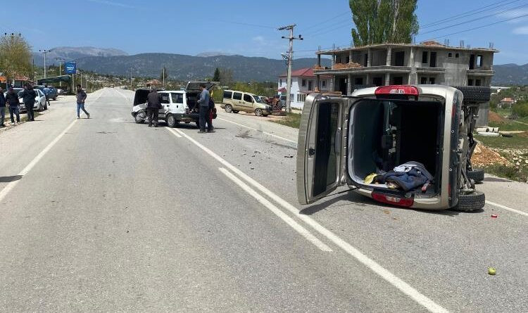 Seydikemer’de trafik kazası: 5 yaralı 1