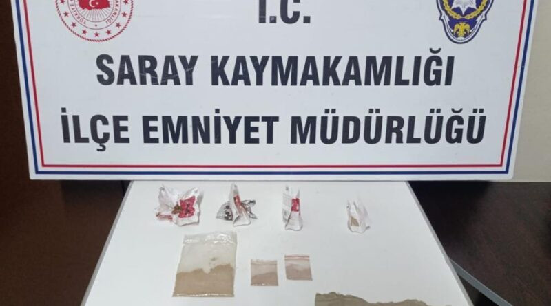 Tekirdağ’da peçeteye emdirilmiş uyuşturucu madde ele geçirildi 1